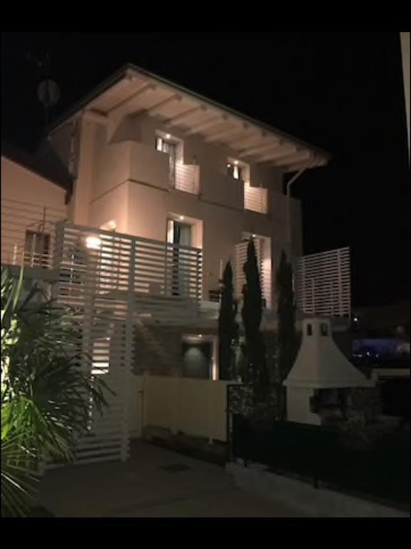 Antonella Gardalake 2 Дезенцано-дель-Гарда Экстерьер фото